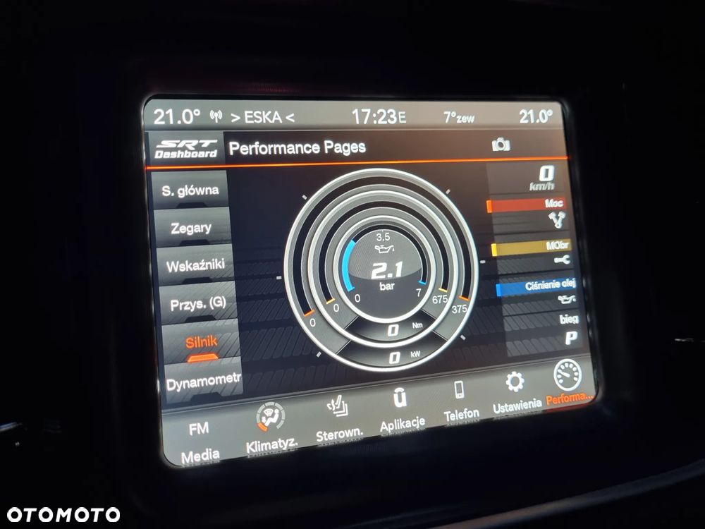 Dodge Challenger 6.4 Scat Pack - 17