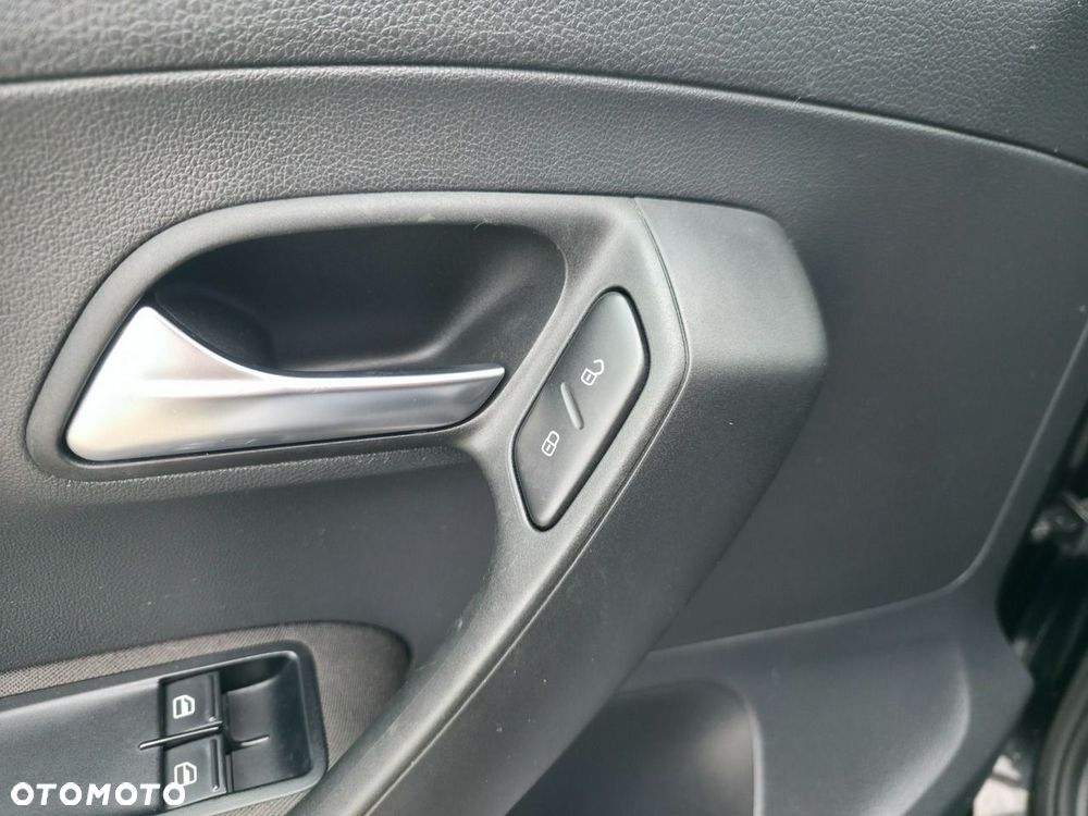 Volkswagen Polo - 24