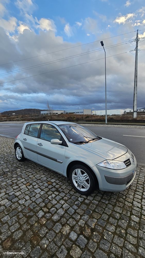Renault Mégane 1.5 dCi L. Dynamique - 3