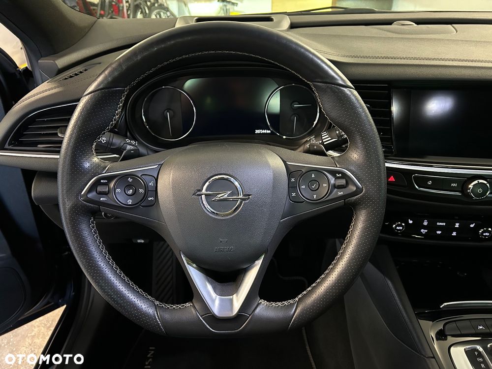 Opel Insignia 2.0 CDTI Exclusive S&S - 17