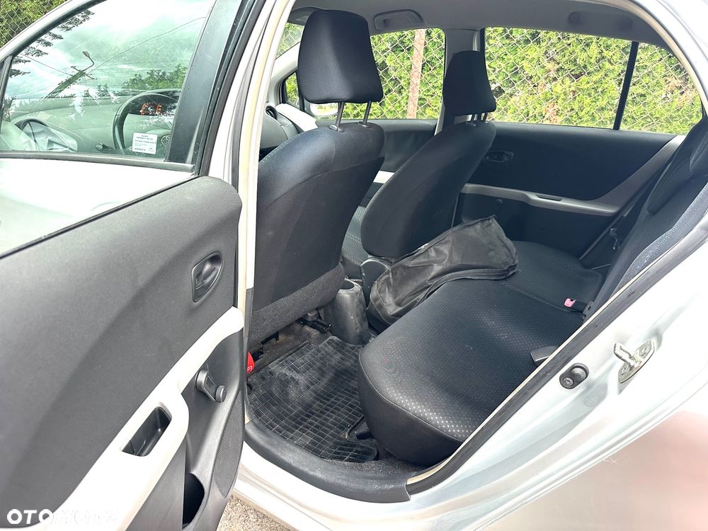 Toyota Yaris 1.33 Prestige - 11