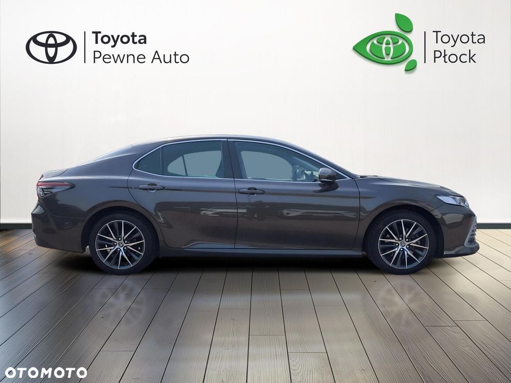 Toyota Camry 2.5 Hybrid Prestige CVT - 8