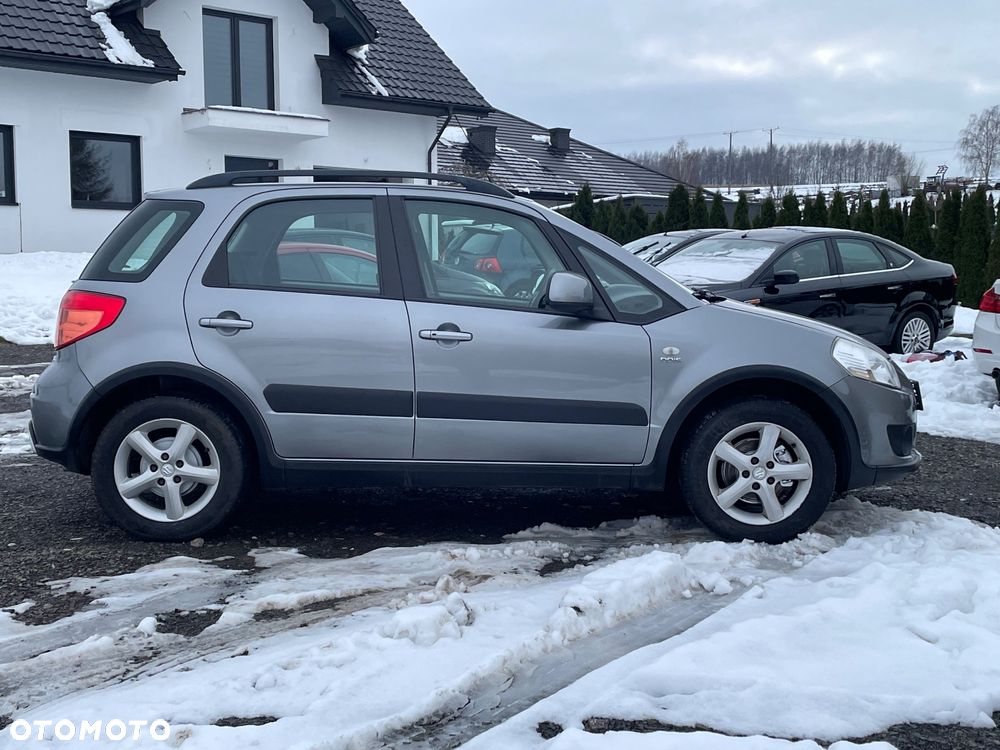 Suzuki SX4 1.9 DDiS DPF 4x2 Comfort - 4