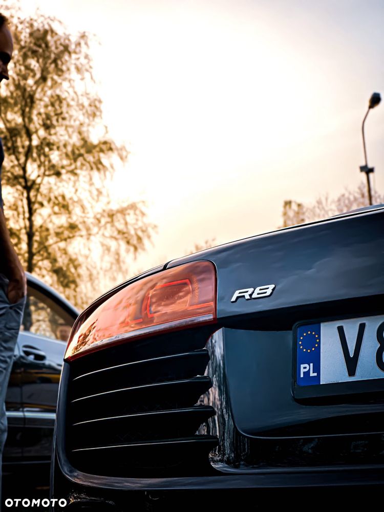 Audi R8 Coupé - 22