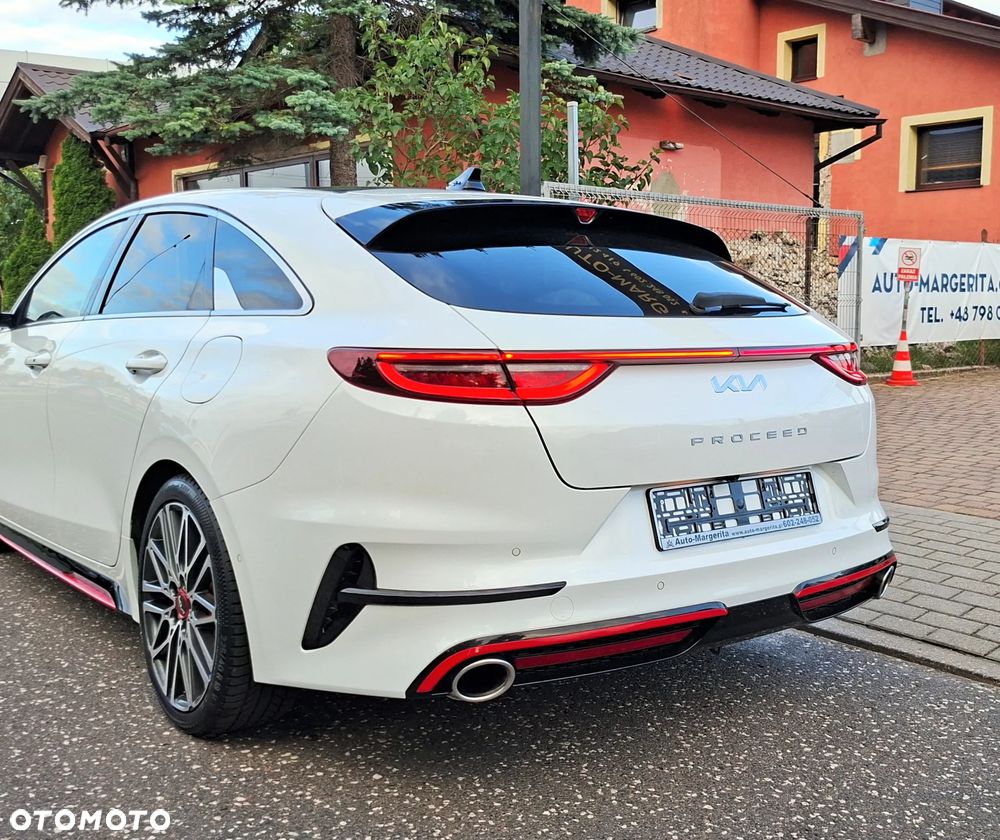 Kia ProCeed 1.6 T-GDI DCT7 OPF GT - 12
