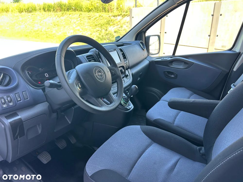 Opel VIVARO - 10