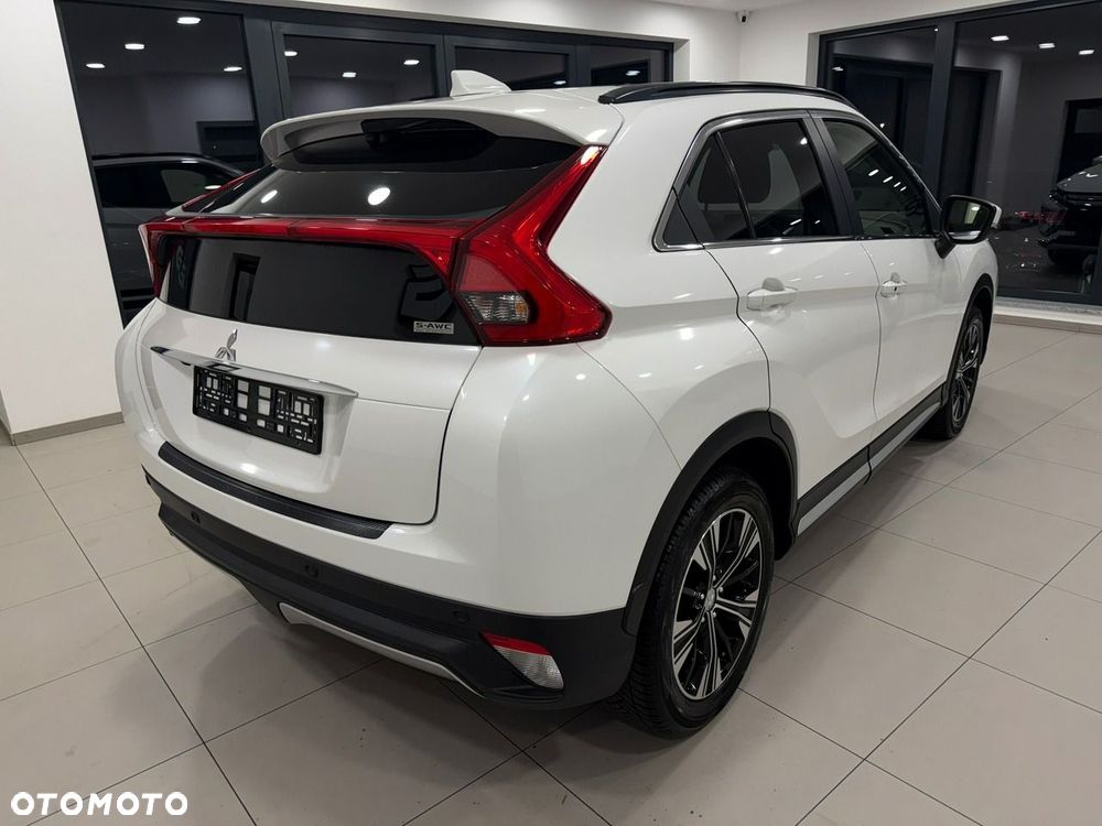 Mitsubishi Eclipse Cross 1.5 T-MIVEC (ClearTec) CVT 4WD Active+ - 6
