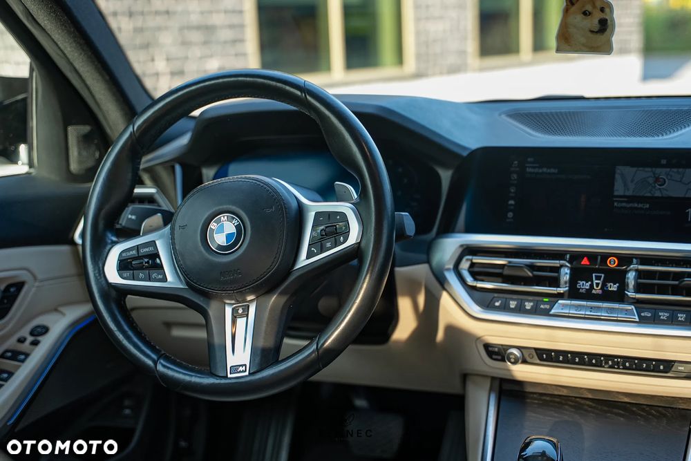 BMW Seria 3 - 22