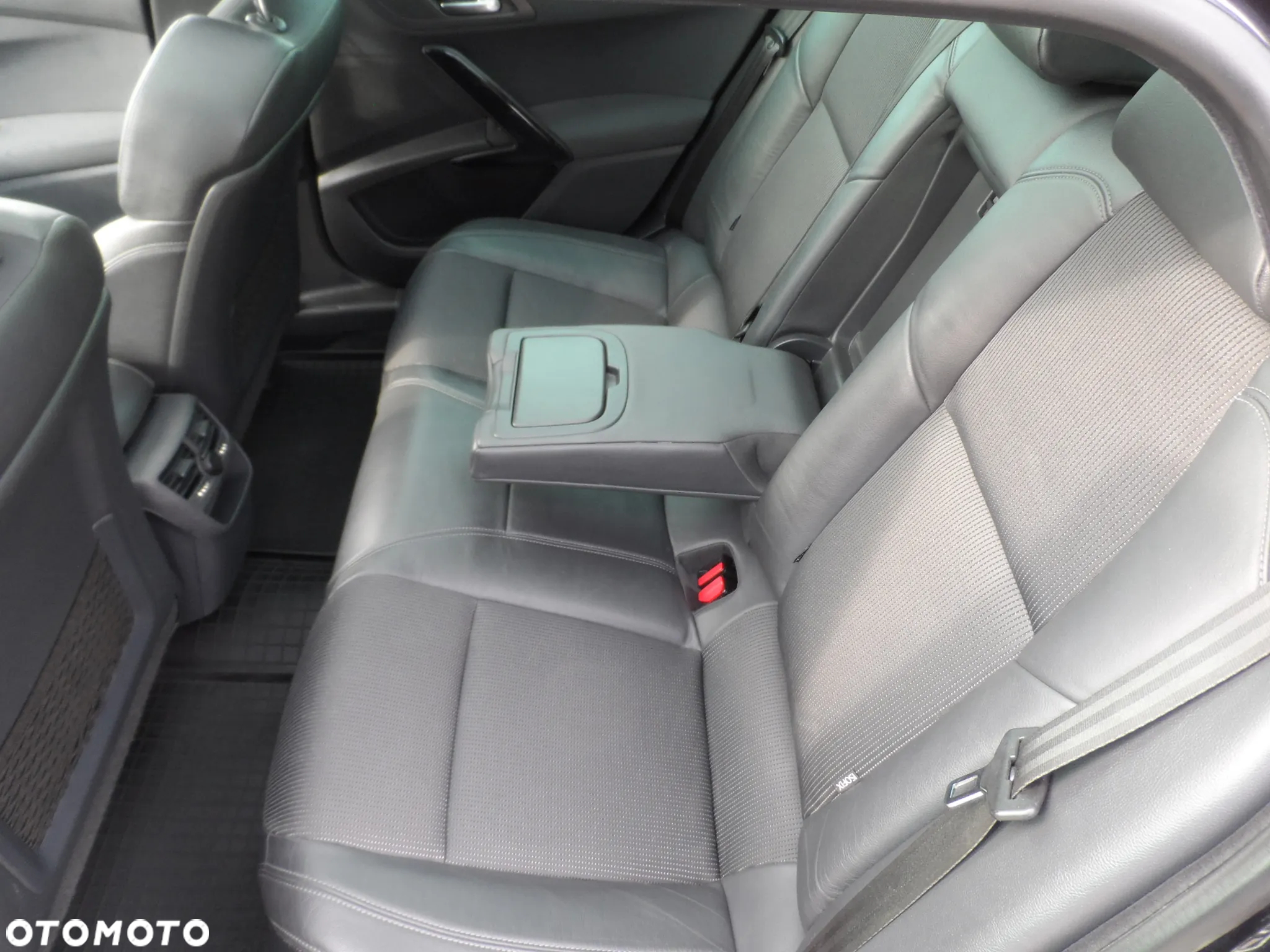 Peugeot 508 SW e-HDi FAP 110 EGS6 Active - 17