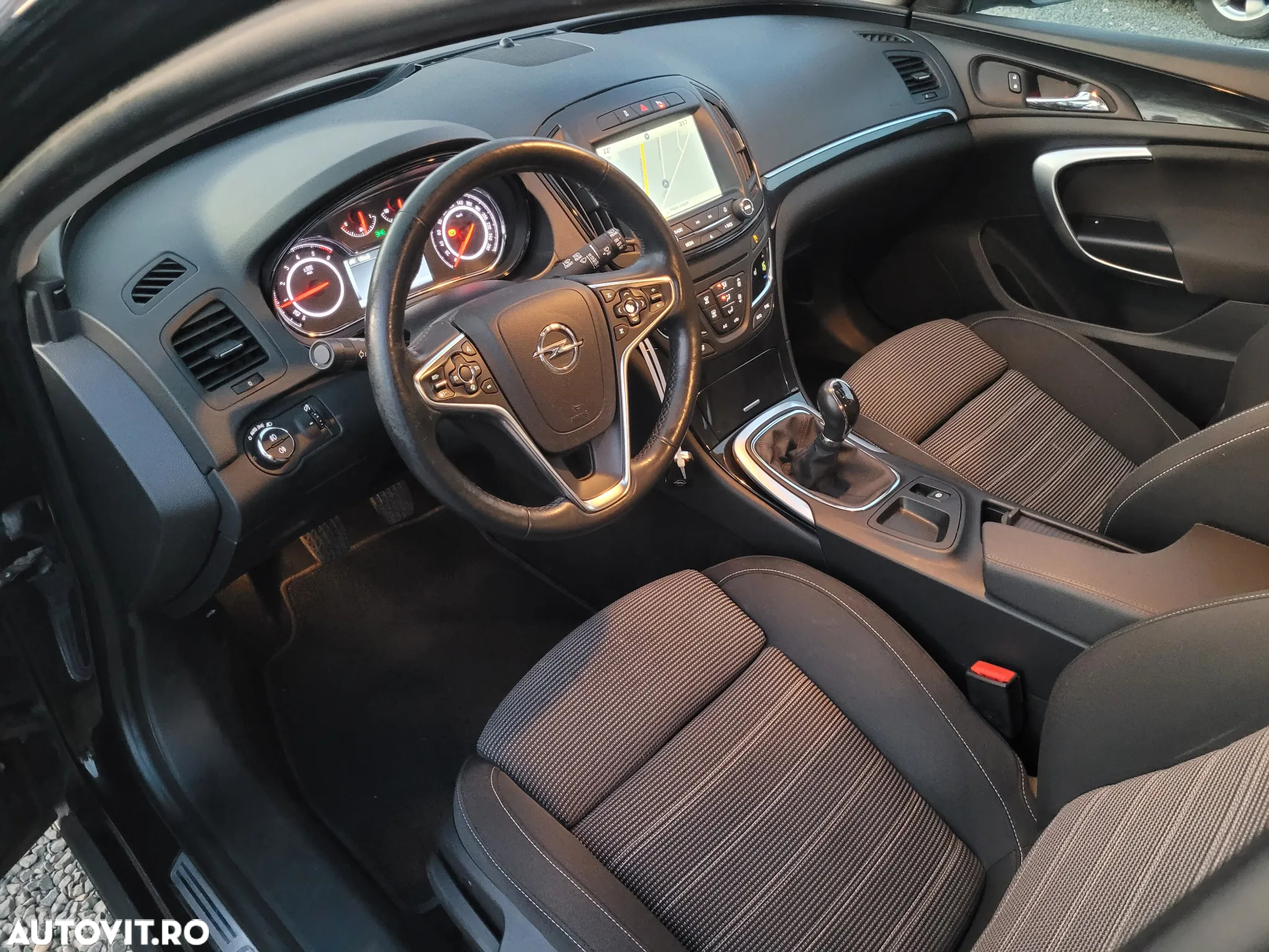 Opel Insignia 1.6 CDTI Sports Tourer ecoFLEXStart/Stop Edition - 8