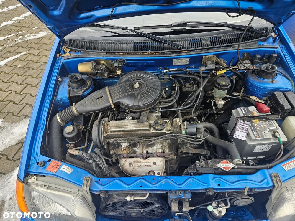 Suzuki Swift 1.0 GLX - 21