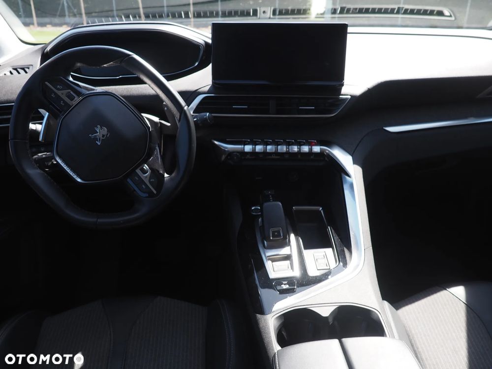 Peugeot 5008 1.5 BlueHDi Allure Pack S&S EAT8 - 28