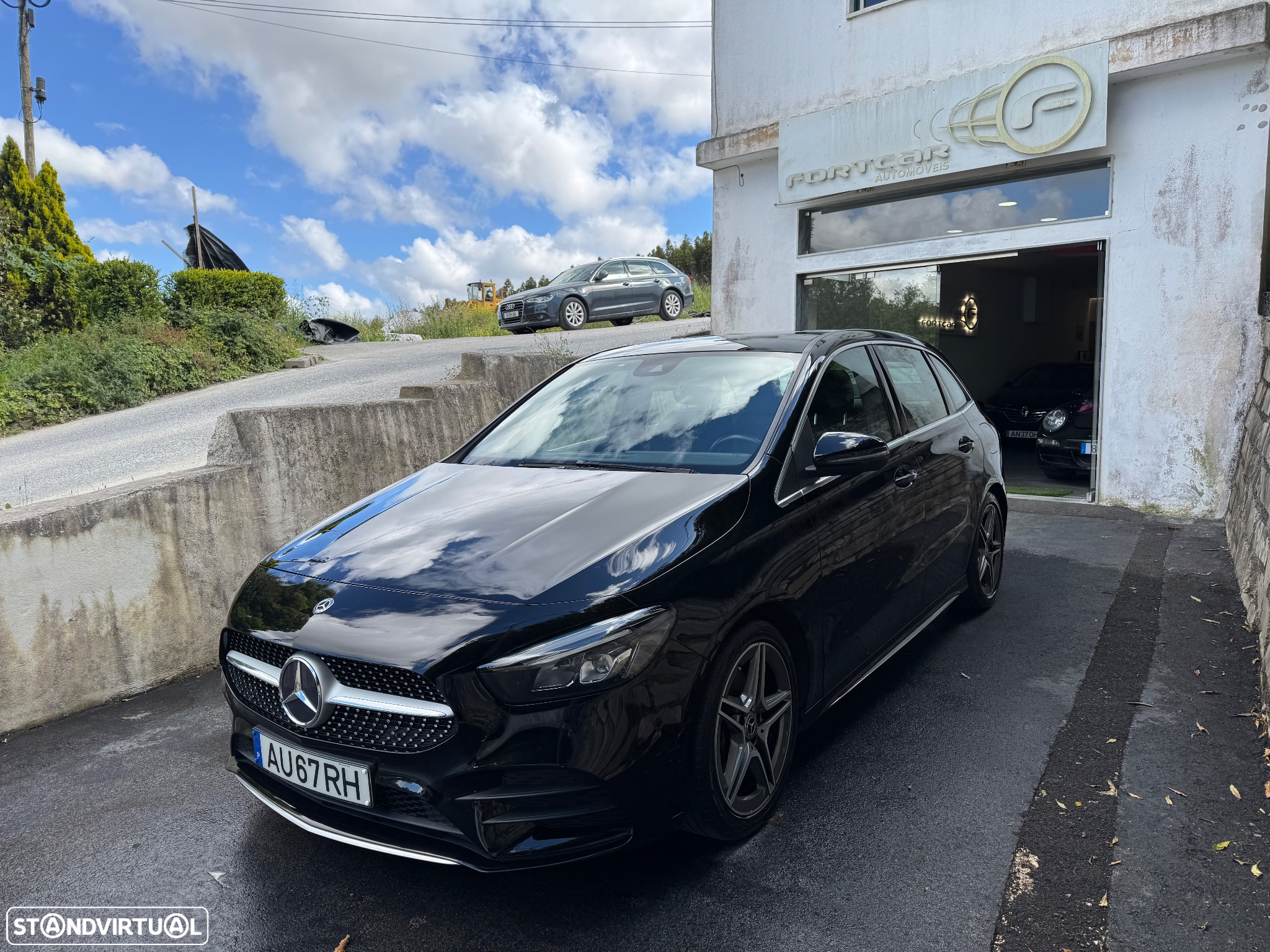 Mercedes-Benz B 180 d AMG Line - 3