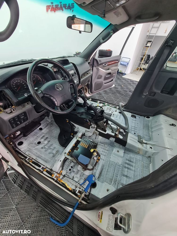 Toyota Land Cruiser 3.0 D-4D Automatik - 12