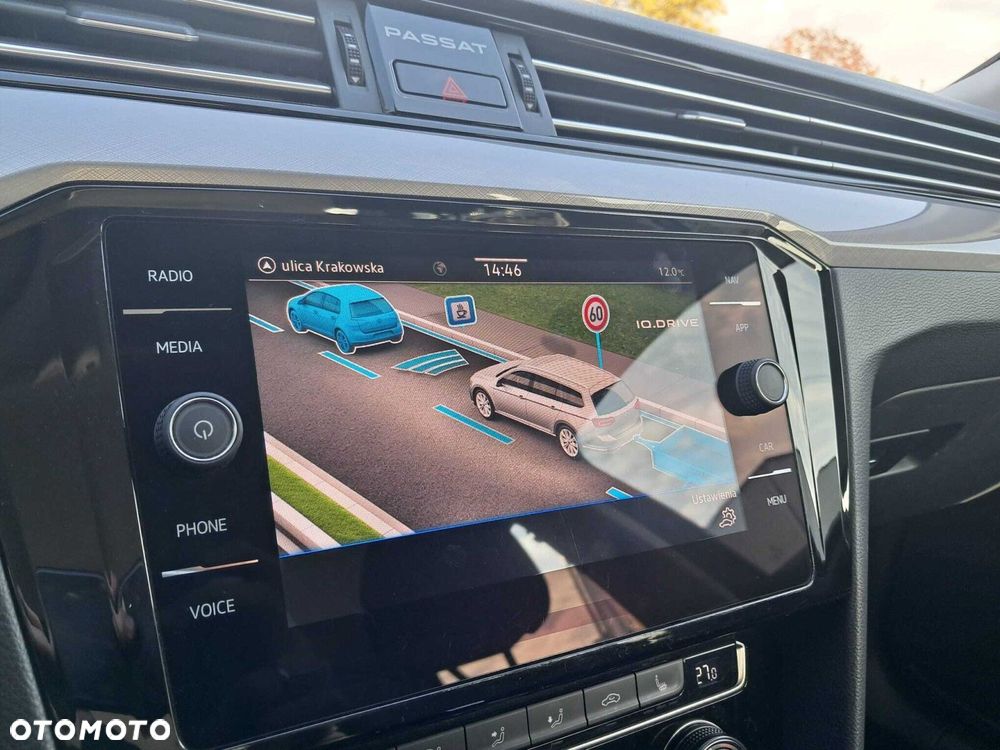 Volkswagen Passat Variant - 14