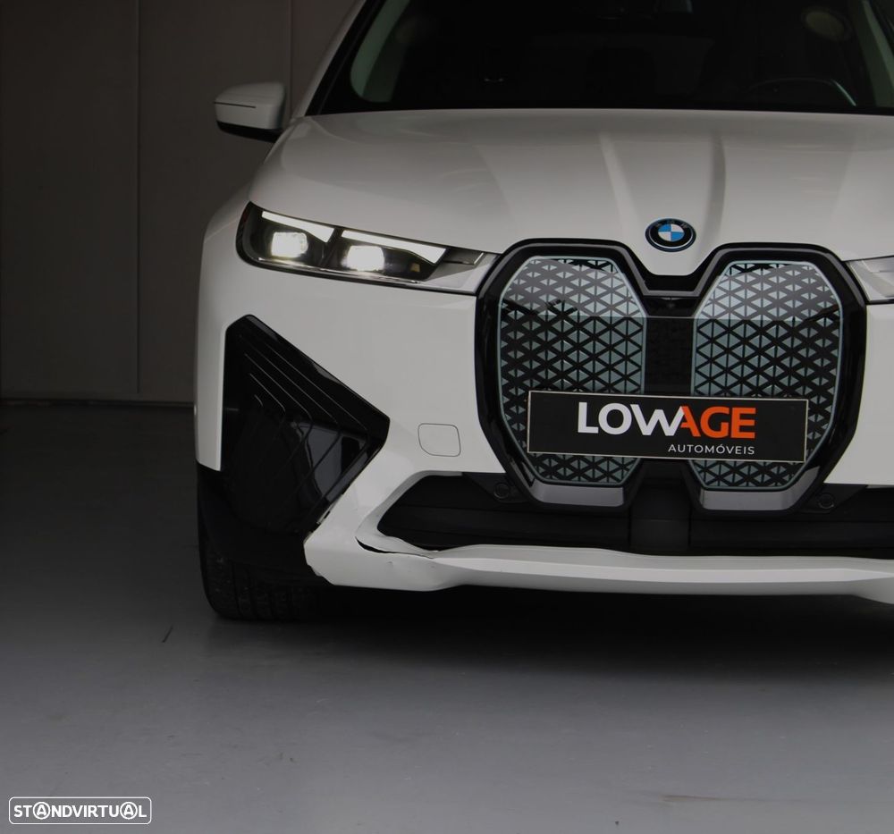 BMW iX xDrive 40 - 35