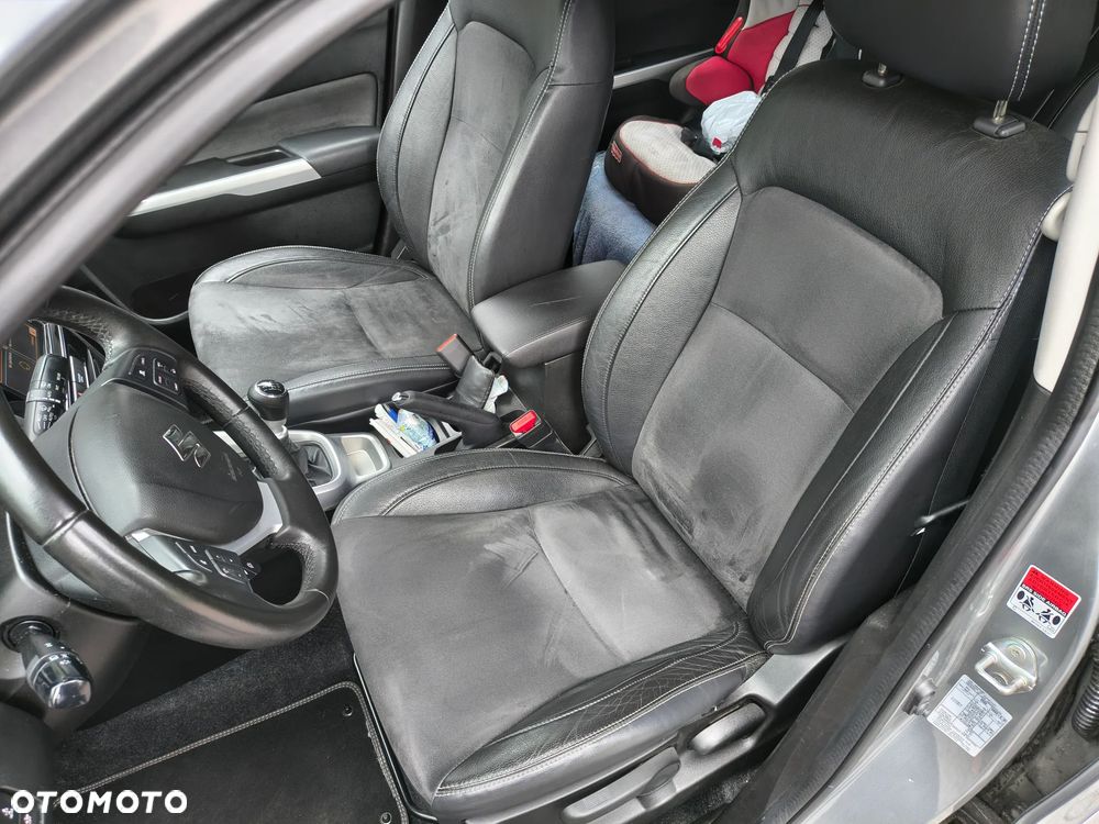 Suzuki Vitara - 33