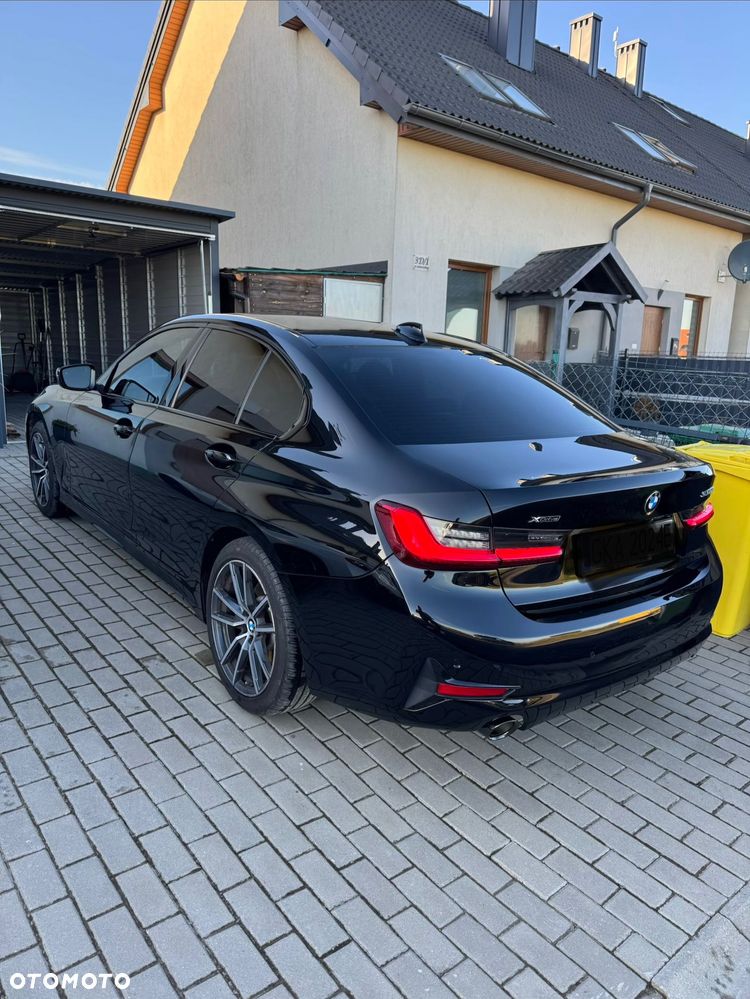 BMW Seria 3 2019 photo 3