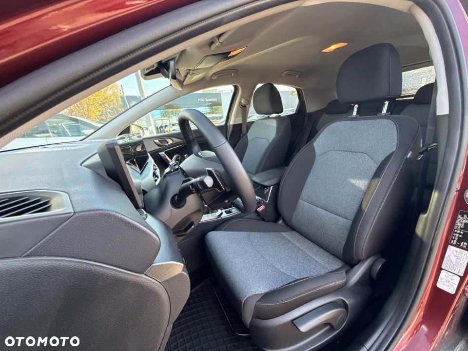 Kia XCeed - 17