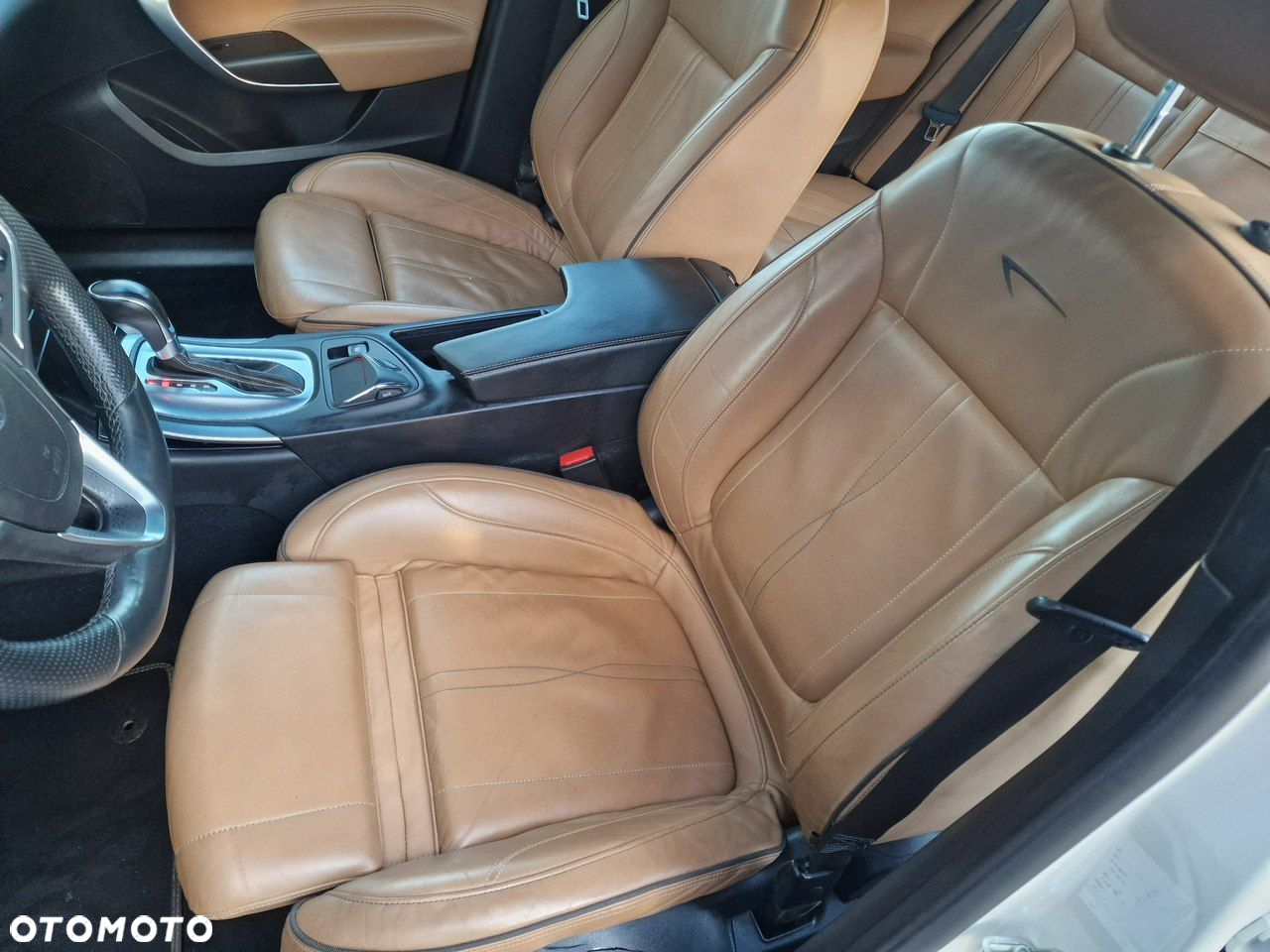 Opel Insignia - 19