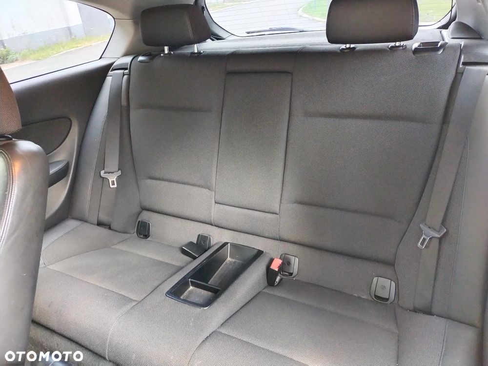 BMW Seria 1 118d - 17