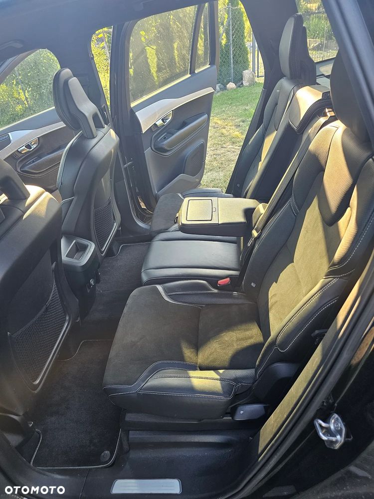 Volvo XC 90 D5 SCR AWD R-Design - 10