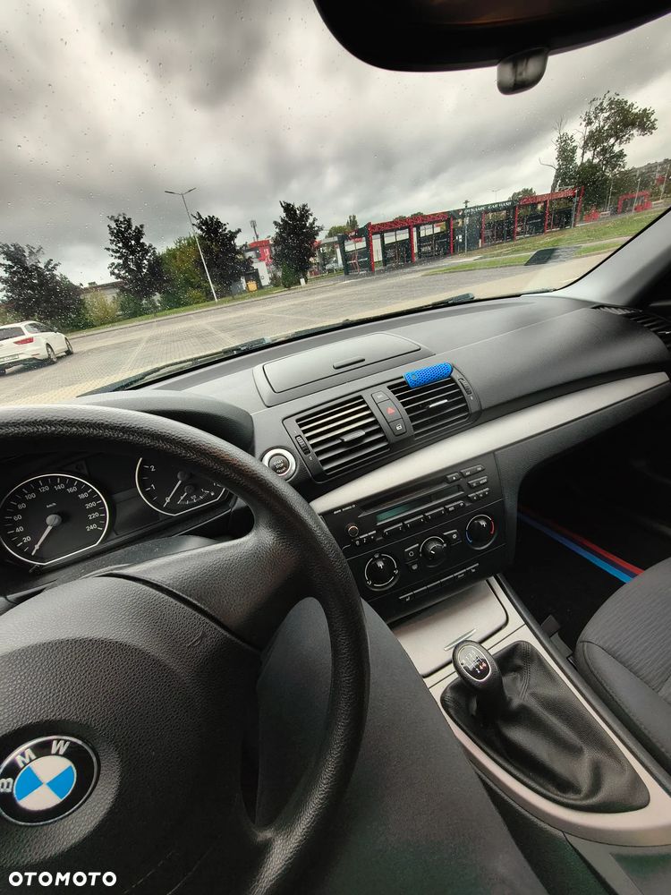 BMW Seria 1 - 13