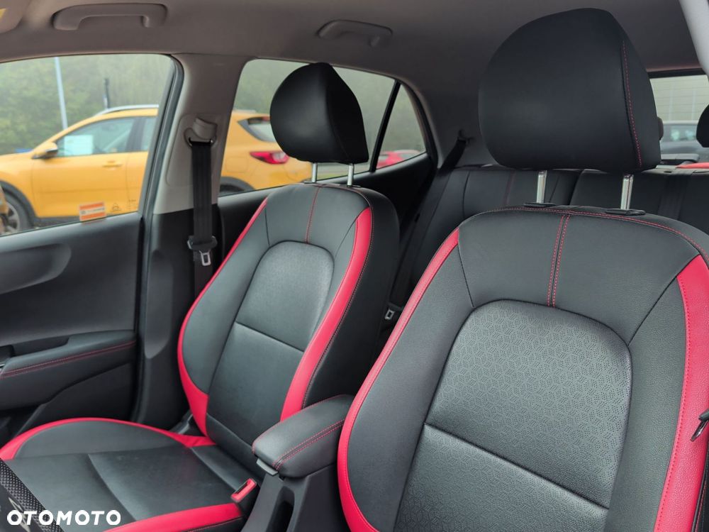 Kia Picanto 1.2 GT Line AMT - 12