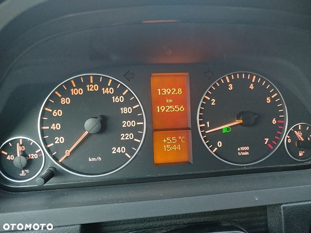 Mercedes-Benz Klasa A 170 Elegance - 33
