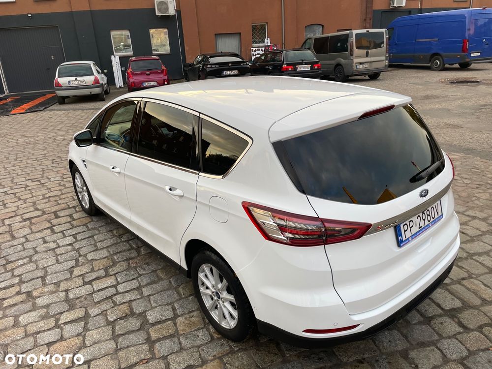Ford S-Max 2.0 TDCi Titanium PowerShift - 21
