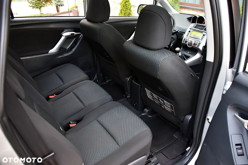 Toyota Verso 1.8 5-Sitzer Executive - 39