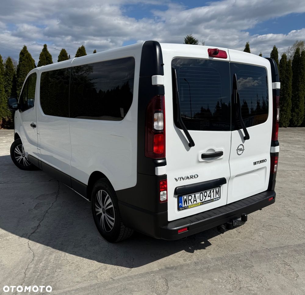 Opel Vivaro L2H1 2,9t Elegance Business - 11