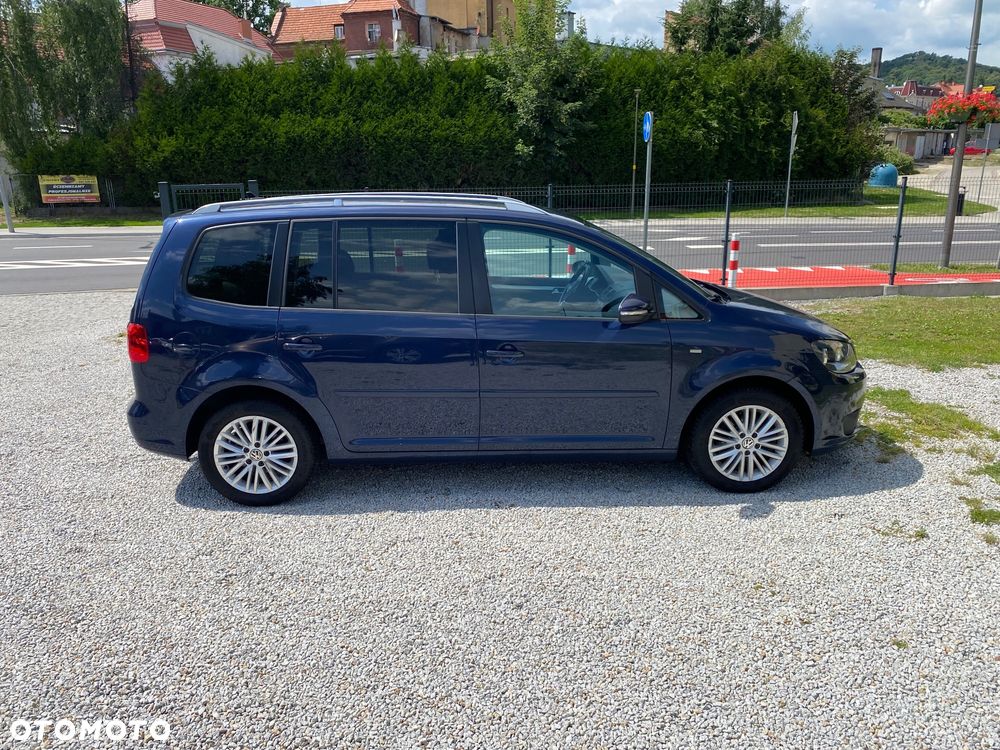 Volkswagen Touran 2.0 TDI DPF BlueMotion Technology Cup - 6