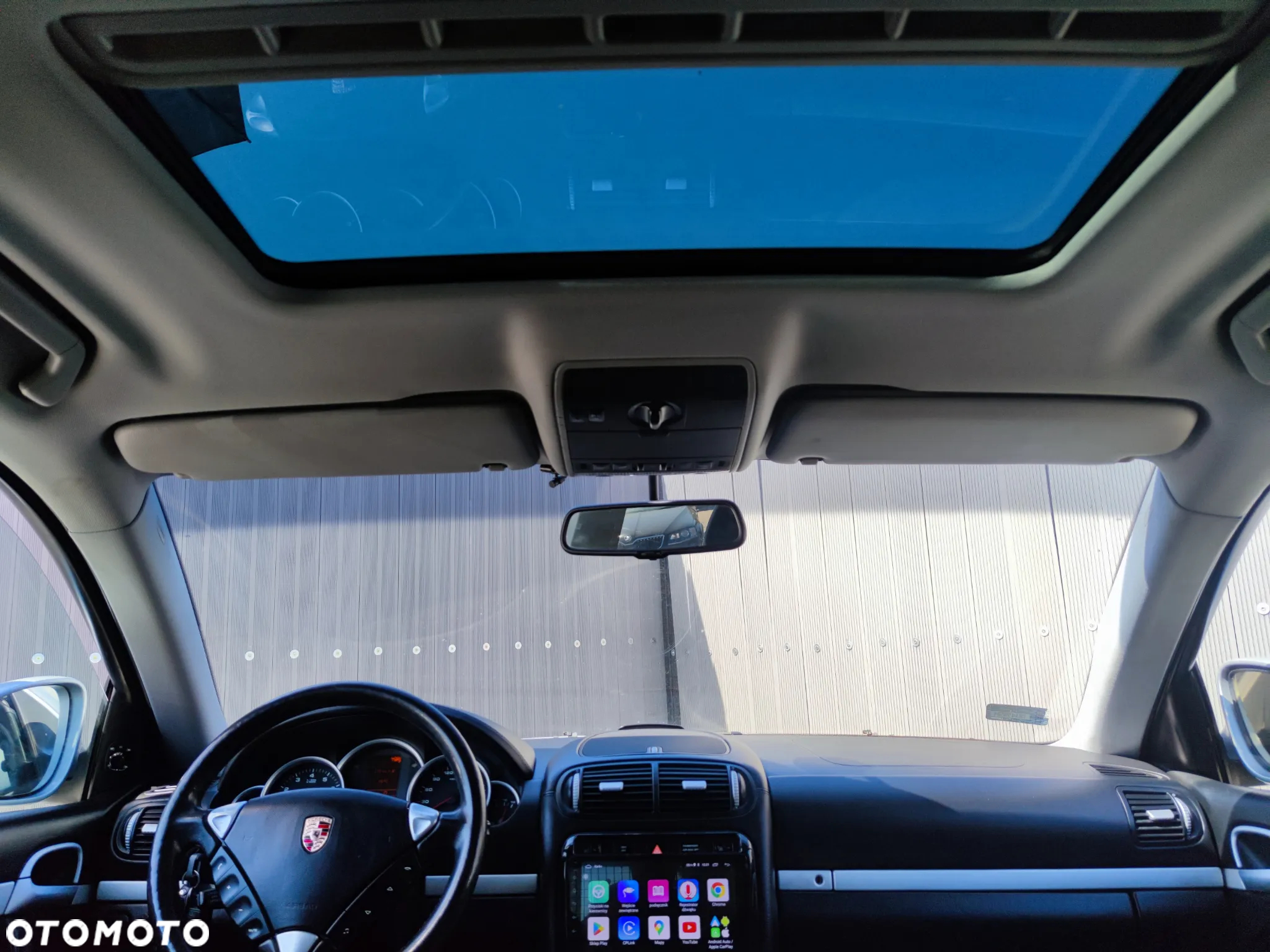 Porsche Cayenne - 26