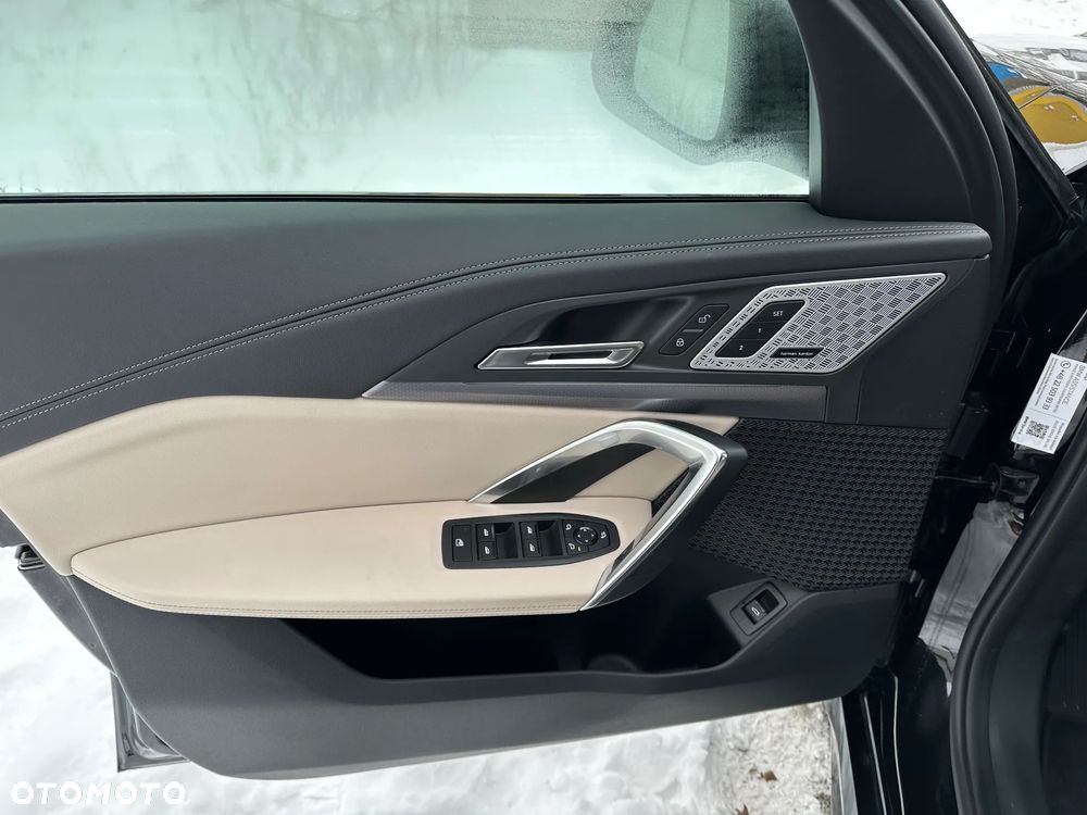 2024 BMW X1, photograph 11
