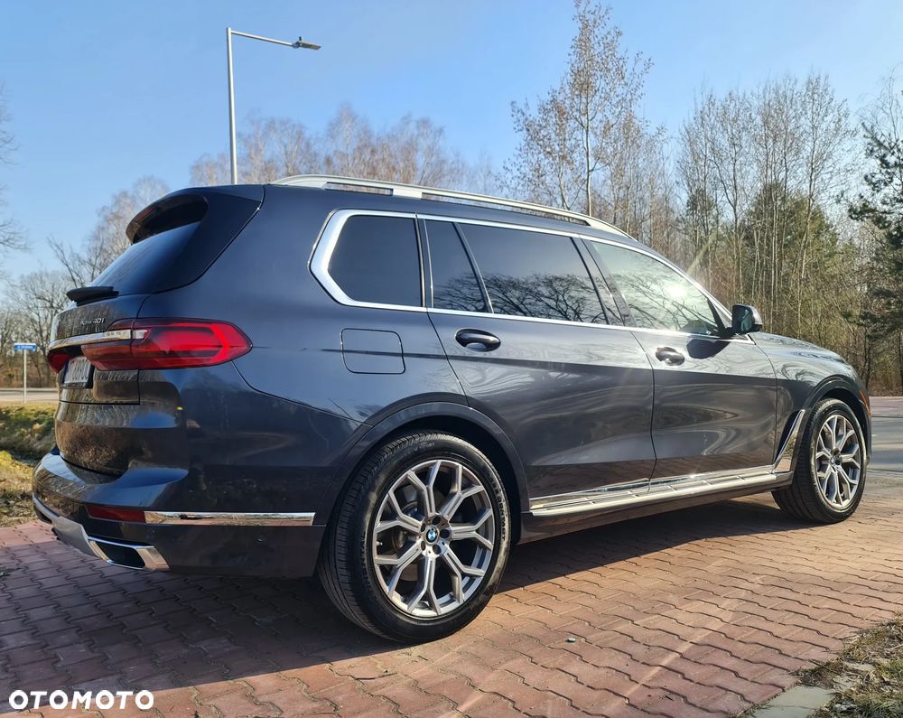 BMW X7 xDrive40i - 10