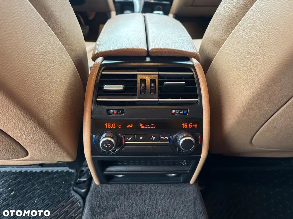 BMW Seria 7 - 20