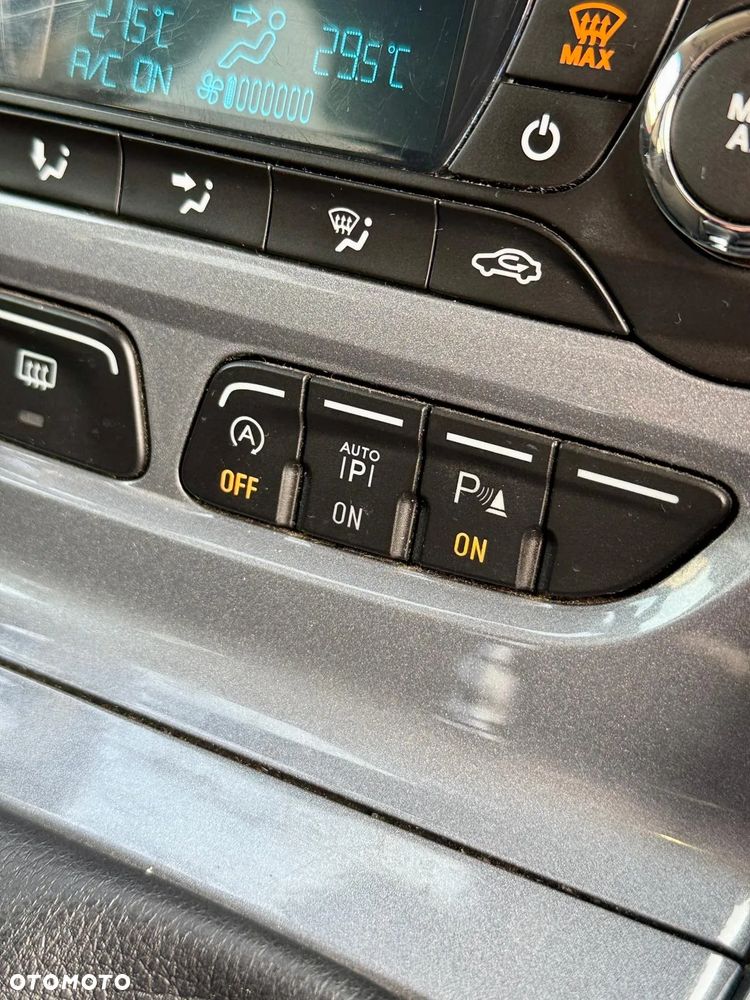 Ford Focus 1.6 EcoBoost Titanium - 16