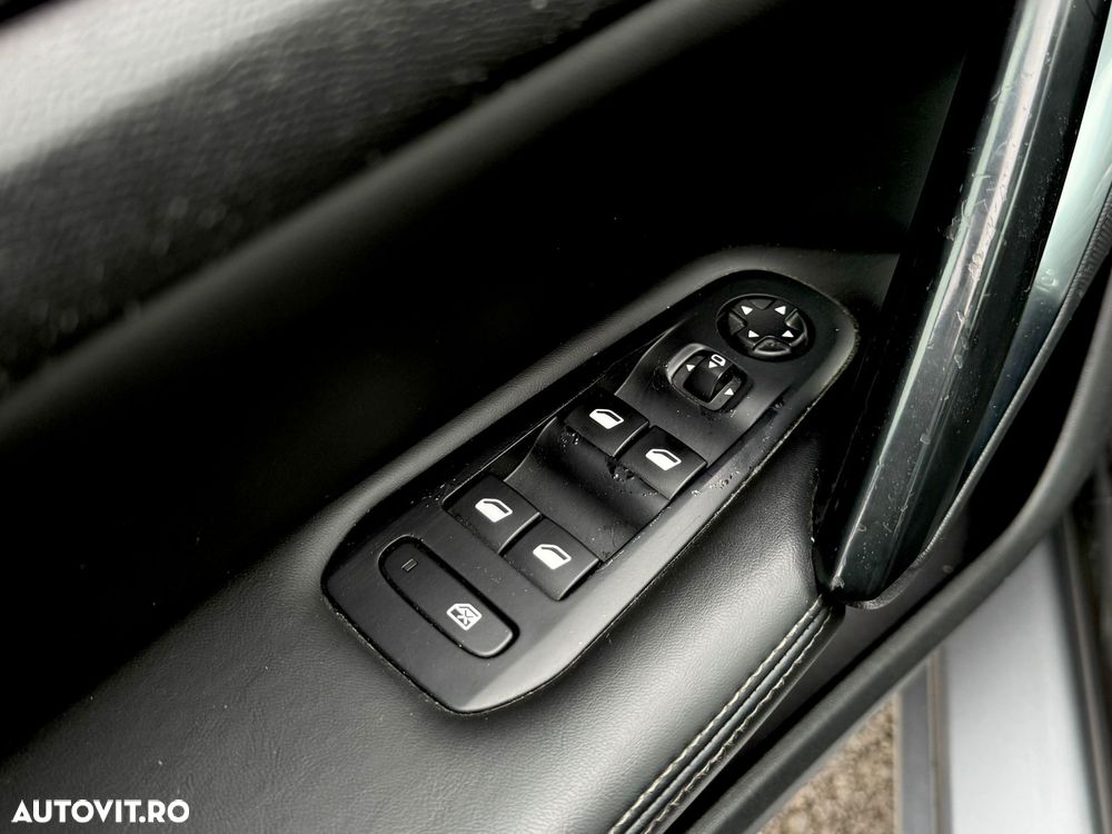 Peugeot 308 - 12