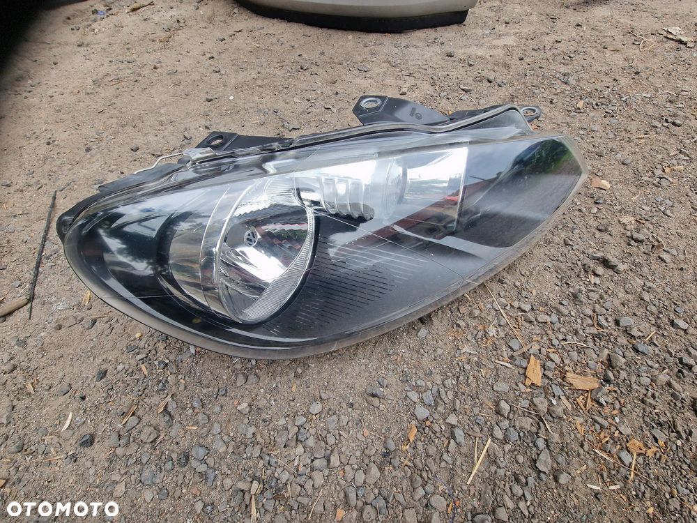 Reflektor  prawy  przód  vw golf  VI 5k1 941 006P - 4