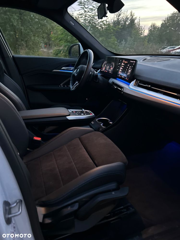 BMW X1 sDrive18i - 21