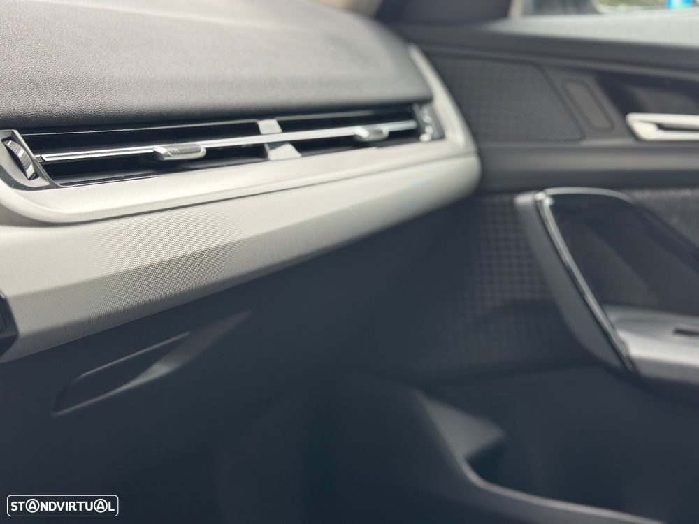 BMW iX1 xDrive30 - 18