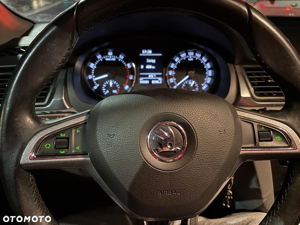 Skoda RAPID Spb 1.2 TSI Ambition - 26