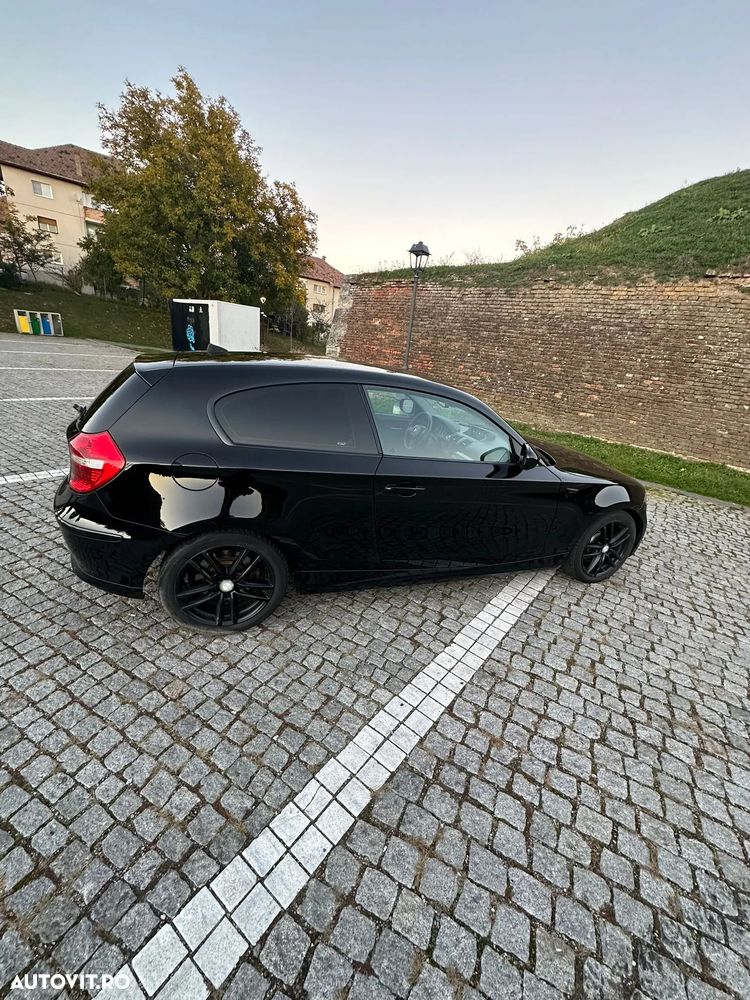BMW Seria 1 123d - 7