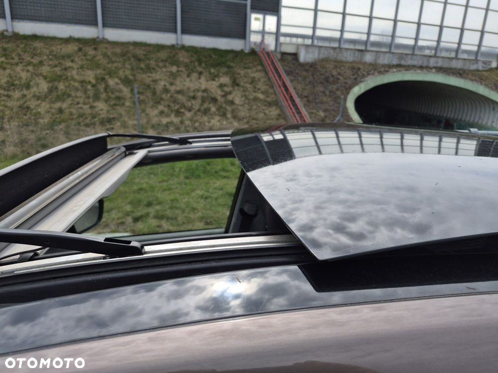 Kia Venga 1.6 CVVT Platinum Edition - 10