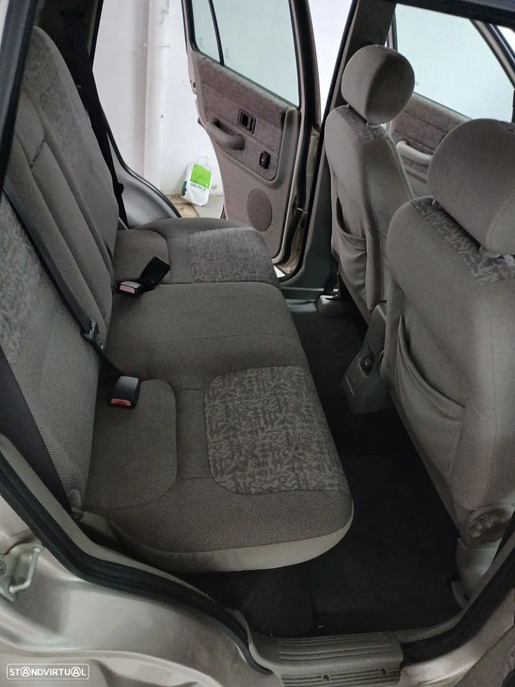 Land Rover Freelander 2.0 Td4 - 11