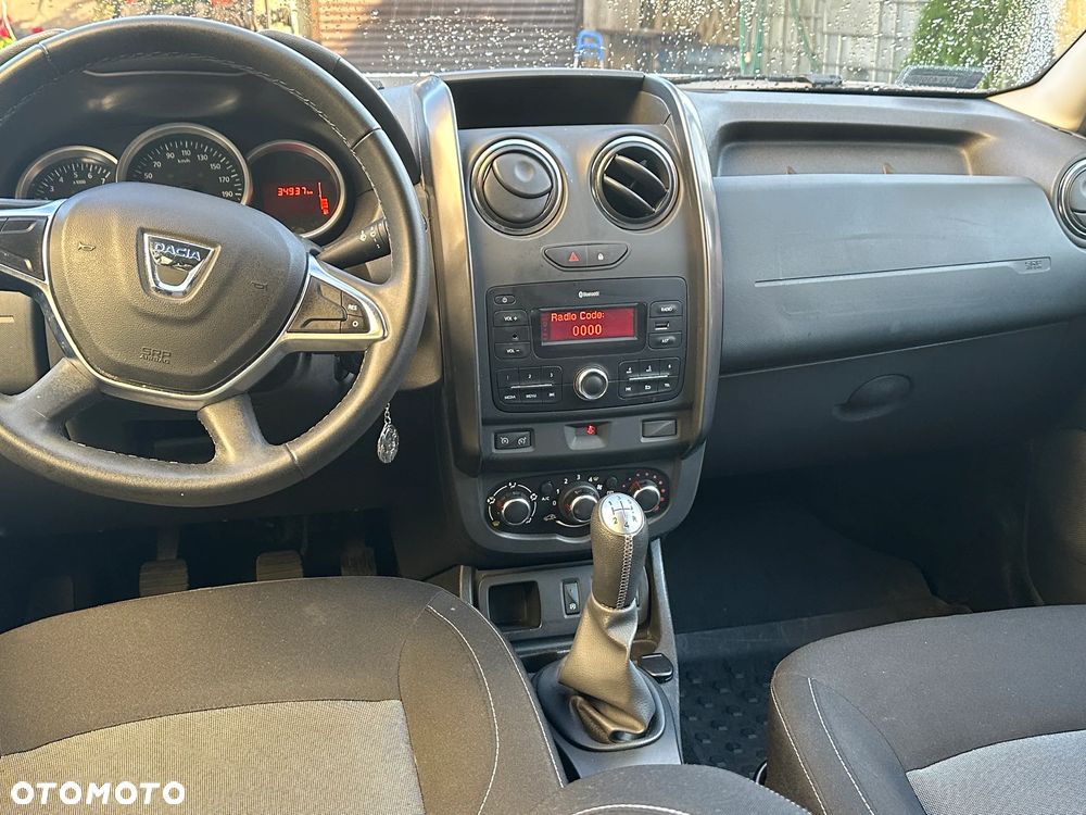 Dacia Duster 1.6 SCe Laureate S&S - 5