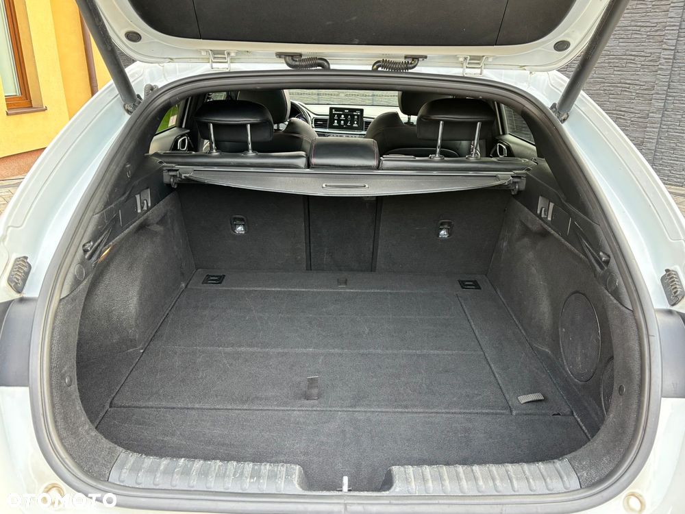 Kia ProCeed 1.6 T-GDI GT DCT - 19