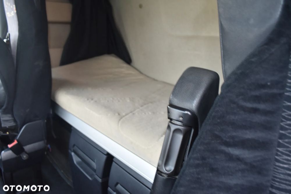 Mercedes-Benz Actros 1842 - 17