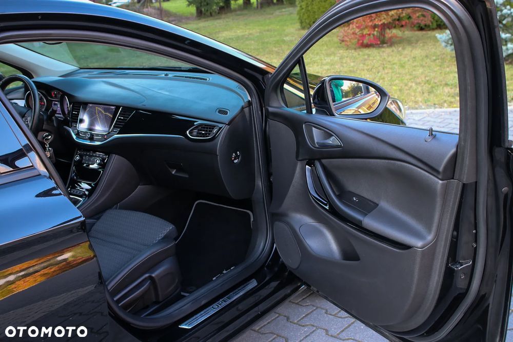Opel Astra V 1.6 CDTI Dynamic S&S - 17